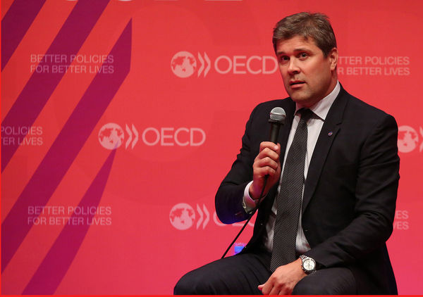Bjarni Benediktsson í pallborði á fundi OECD. OECD/Herve Cortinat